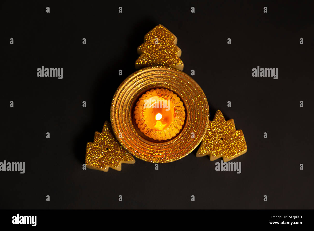 Niemand schoß Brennen Diya öl-Lampe Dekoration während Diwali Fest Feier Stockfoto