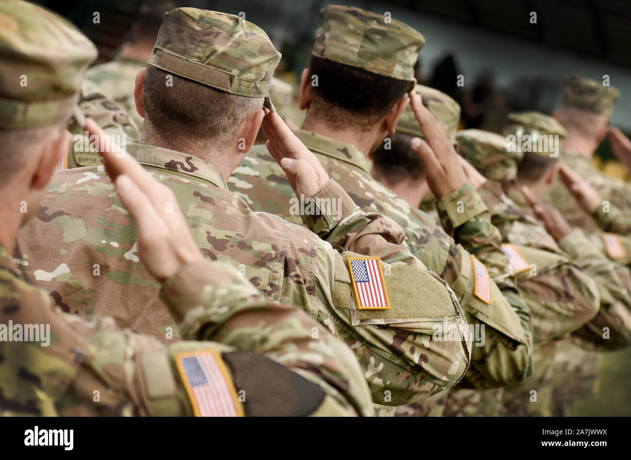US-Soldat begrüssen. US-Armee. US-Truppen. Militär der USA. Veterans Day Stockfoto