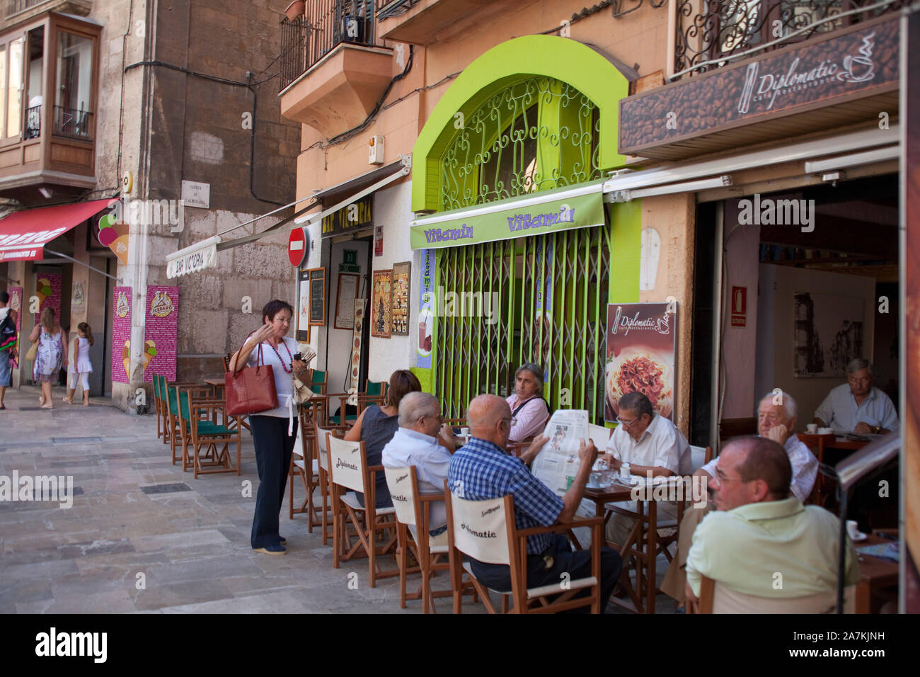 Street Cafe in der Altstadt von Palma, Mallorca, Palma de Mallorca, Balearen, Spanien Stockfoto