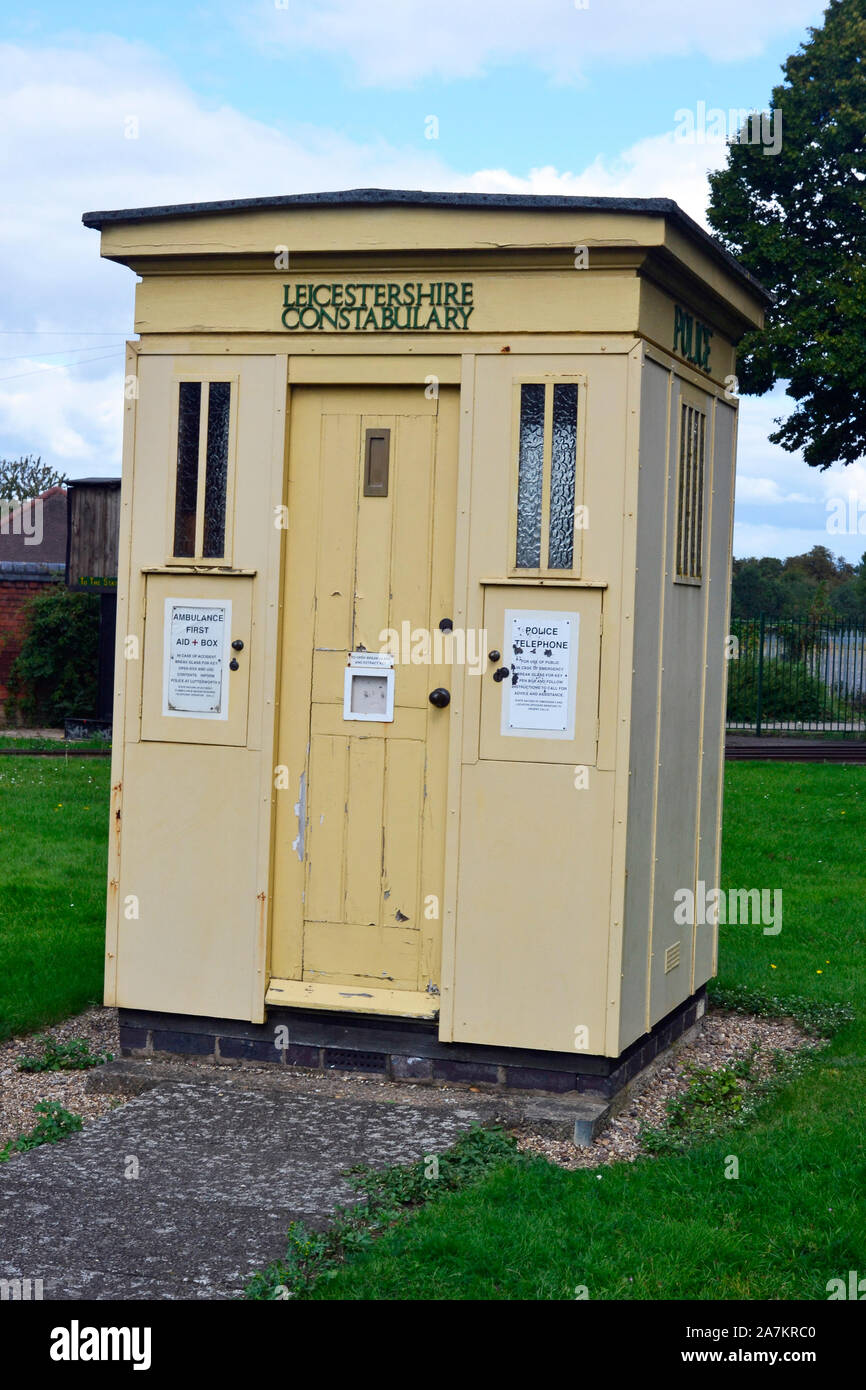 Polizei Telefonzelle in der Abbey Pumping Station Museum, Leicester, Leicestershire, Großbritannien Stockfoto