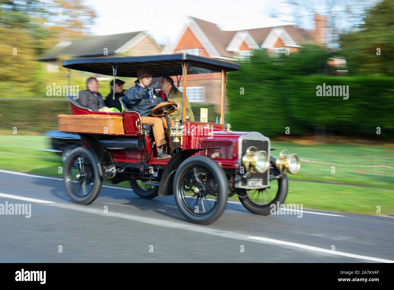 Ein 1904 Rambler Oldtimer in Bewegung während der bonhams London nach Brighton Veteran Car Run 2019 Stockfoto