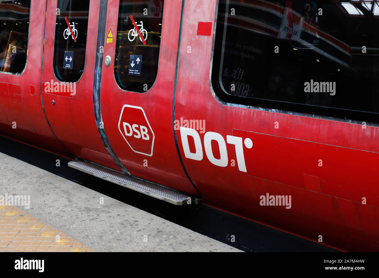 Kopenhagen, Dänemark - 4 September, 2019: Blick auf Kopenhagen rapid transit Öffentliche Verkehrsmittel S-Bahn Detail. Stockfoto