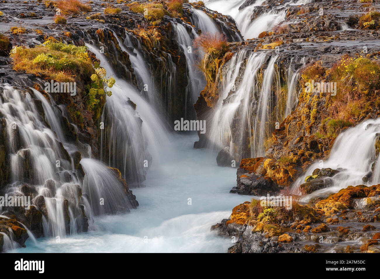 Schöne Bruarfoss Wasserfall aus der Nähe, Island Stockfoto