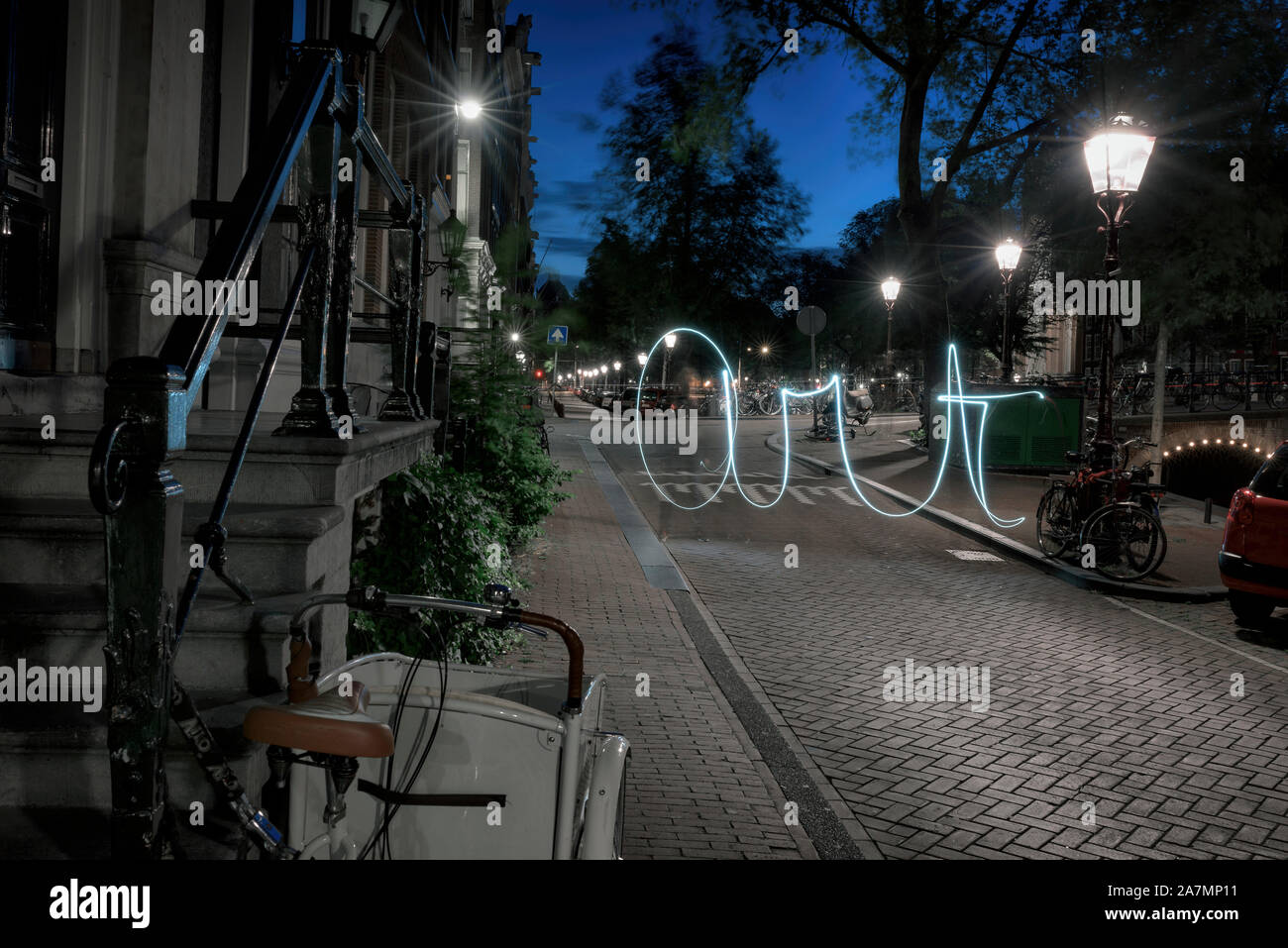 Licht Malerei des Wortes Kunst in eine Straße in Amsterdam Stockfoto