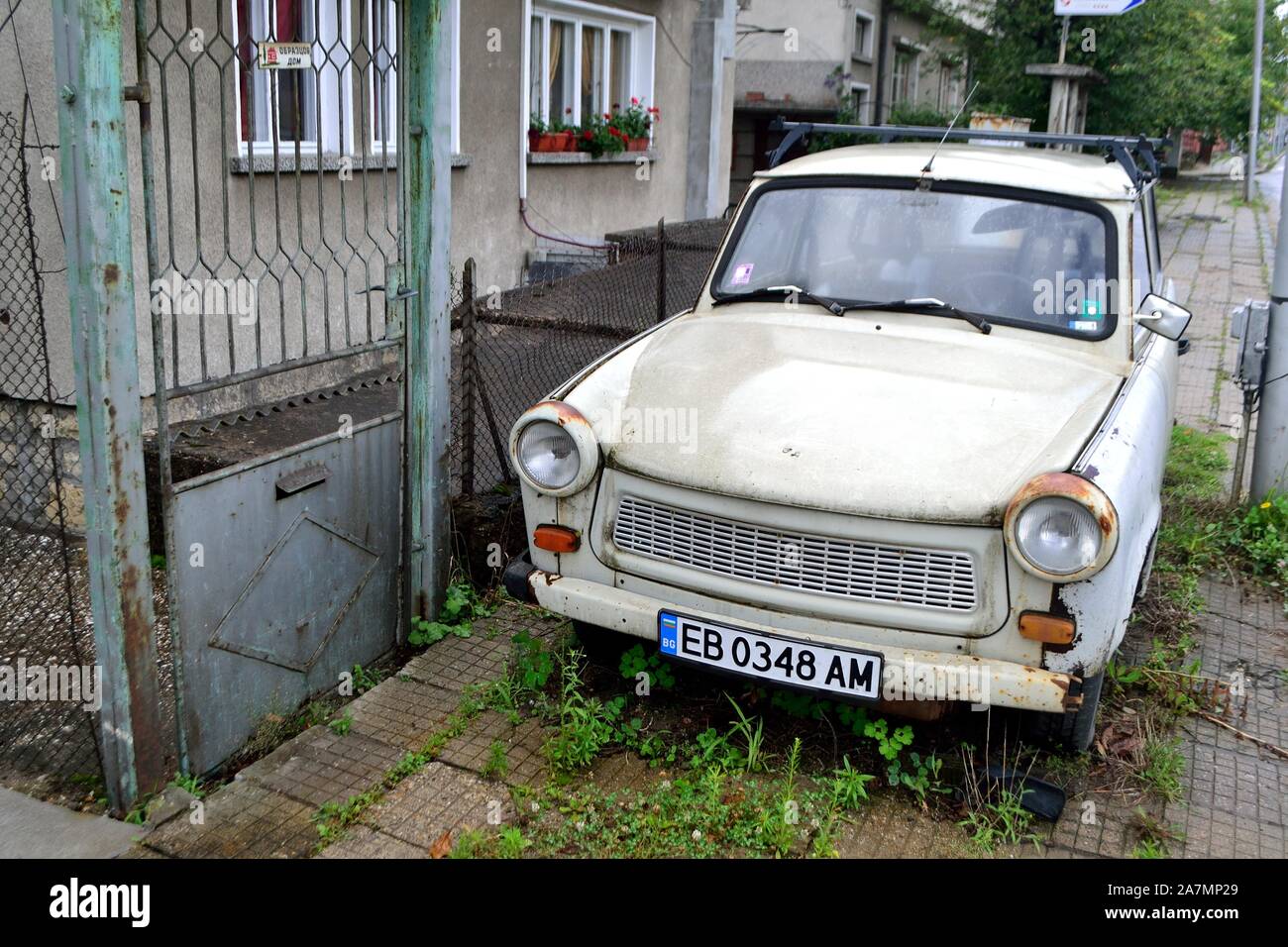 Trabant der sowjetischen Ära in TRYAVNA - Balkan - Bulgarien Stockfoto