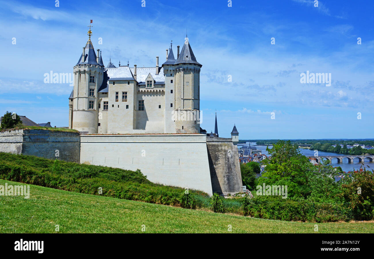 Schloss und Saumur Loire, Maine-et-Loire, Pays de la Loire, Frankreich Stockfoto
