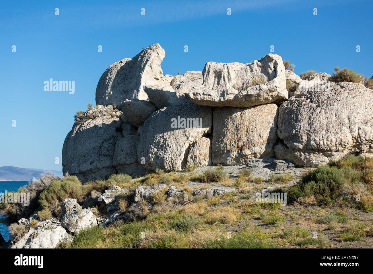 Tuffstein Formationen im Pyramid Lake Inadian Reservierung Stockfoto