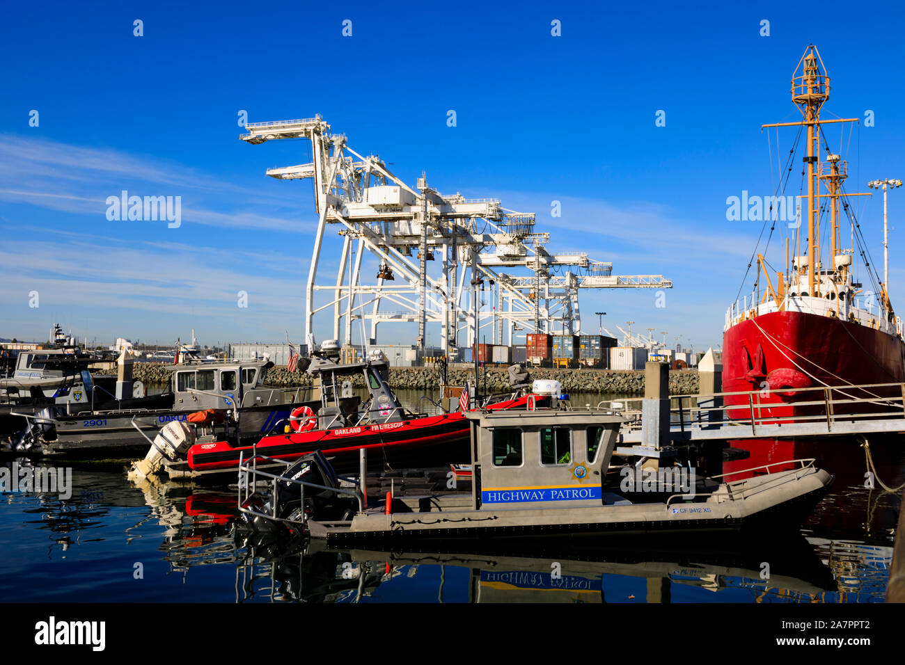 Notdienste Patrouillenboote, Jack London Square, Oakland, Alameda County, Kalifornien, Vereinigte Staaten von Amerika Stockfoto