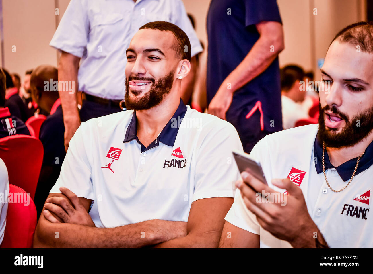 Rudy Gobert-Bourgarel, einem Französischen professioneller Basketballspieler für die Utah Jazz von der National Basketball Association, besucht die Willkommen und Veranstaltungsräume o Stockfoto