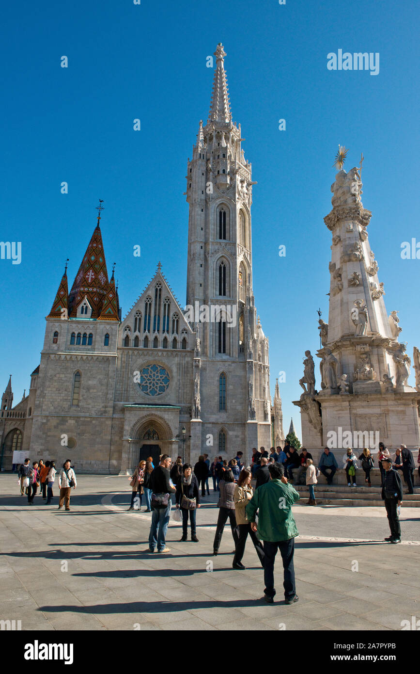 Matthias (Matthias) Kirche und Trinity Square. Burg, Budapest Stockfoto