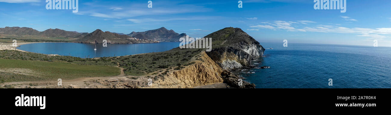 Panoramablick auf die Genovese Strand von Cabo de Gata, Almeria Stockfoto