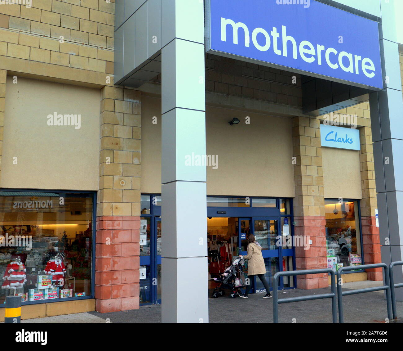 Glasgow, Schottland, Großbritannien, 4. November, 2019. Mothercare in der Verwaltung mit Store Fronten in Glasgow. Gerard Fähre / alamy Leben Nachrichten Stockfoto