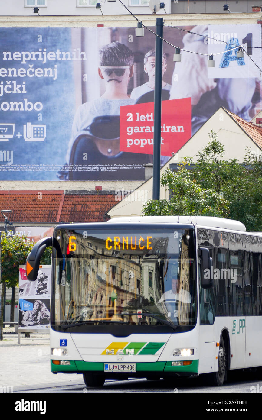 Öffentliche Verkehrsmittel, Bus in Ljubljana, Slowenien Stockfoto