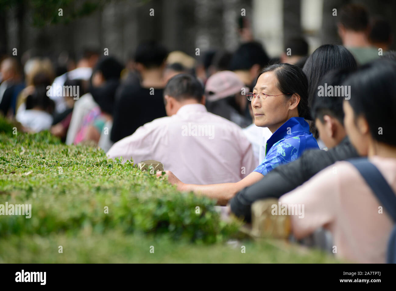 Schlange für einen Sicherheitskontrolle auf dem Platz des Himmlischen Friedens (East Chang'an Avenue), Peking, China Stockfoto