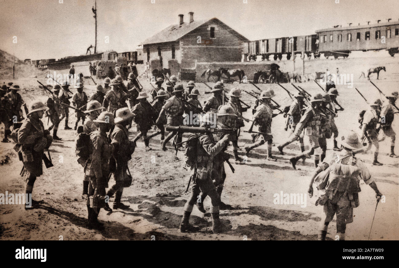 Britische Soldaten aus dem Norden - Staffordshire Regiments nach dem Rückzug der Armenischen Artilleristen nach der Schlacht von Baku, dass zwischen August - September 1918 und war als ausschlaggebender Teil des Kaukasus Kampagne gekämpft, aber als Anfang des armenisch-aserbaidschanischen Krieg. Stockfoto