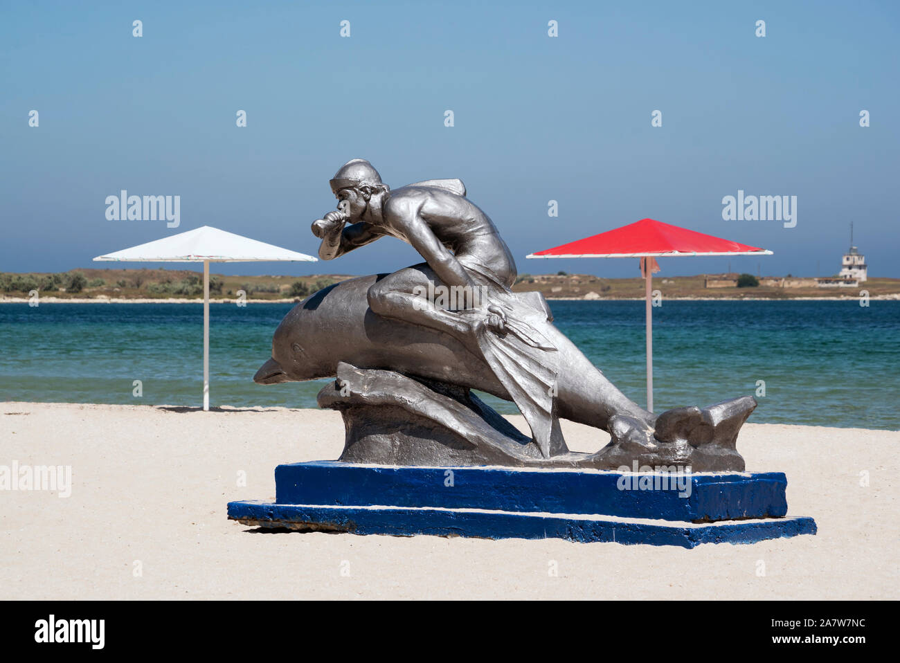 Skulptur von ichthyander am Strand der Stadt in das Dorf des Schwarzen Meeres Stockfoto