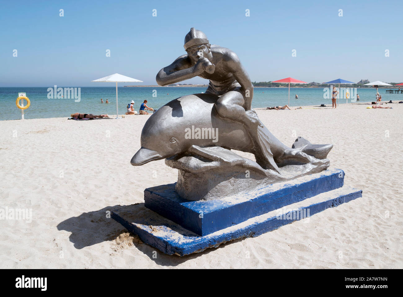 Skulptur von ichthyander am Strand der Stadt in das Dorf des Schwarzen Meeres Stockfoto
