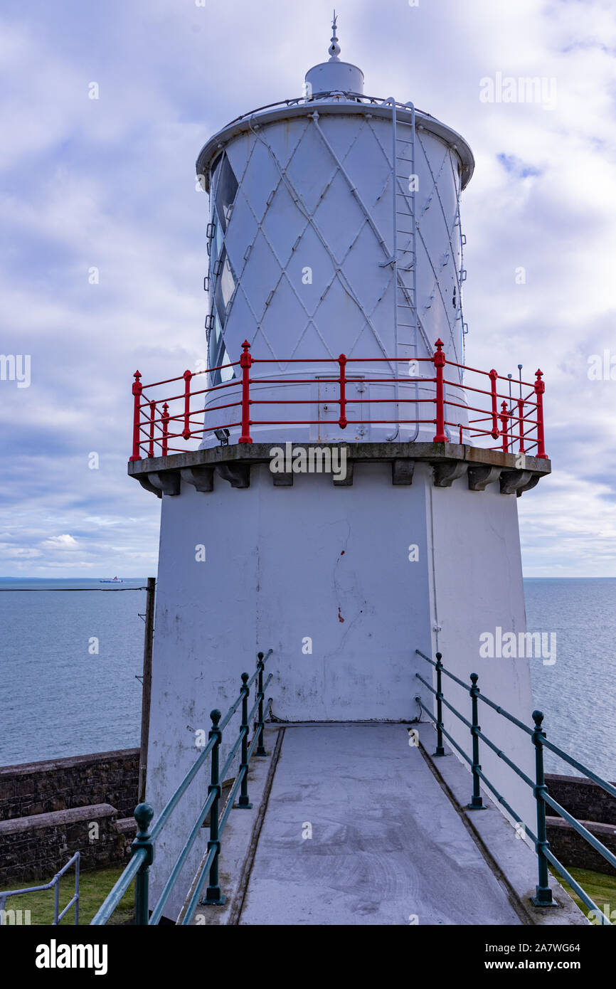 Blackhead Leuchtturm, Whitehead, Causeway Coastal Route, Belfast Lough, County Antrim, Nordirland Stockfoto