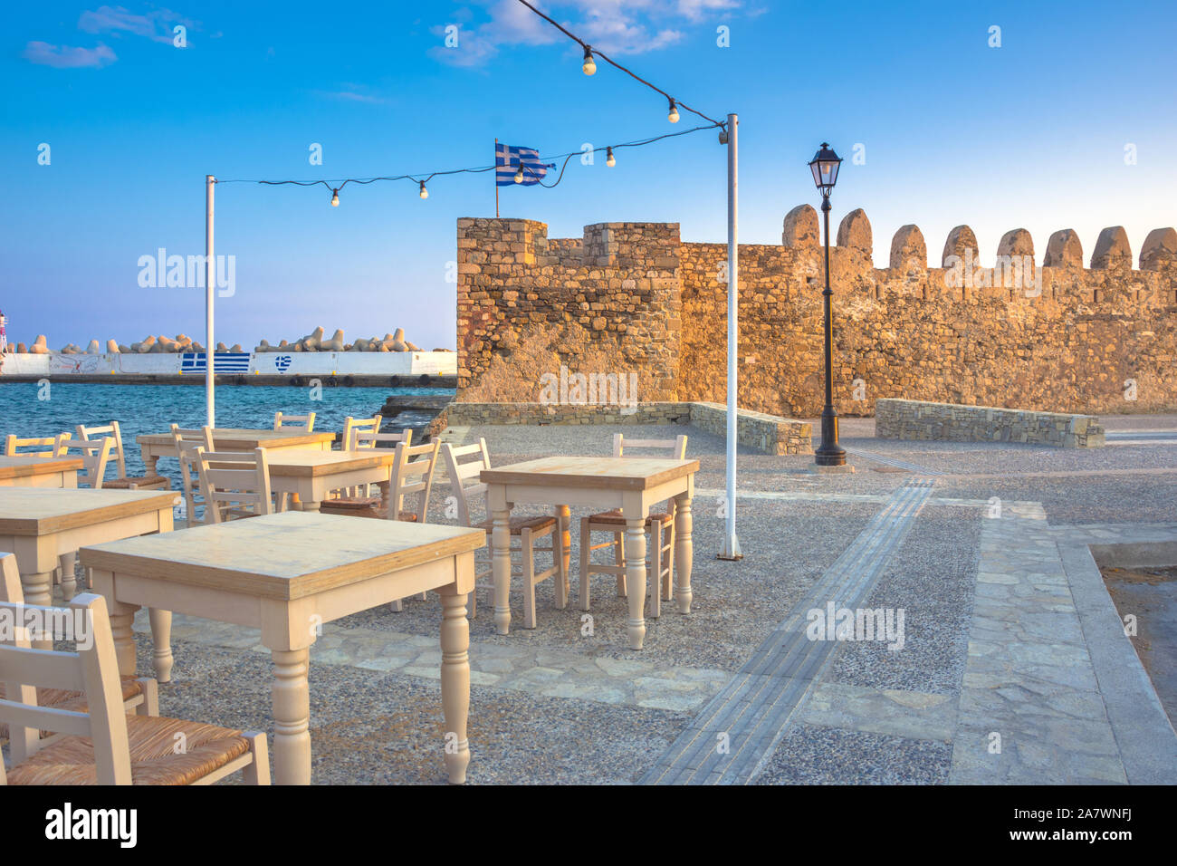 Ansicht der Kales venezianische Festung am Eingang zum Hafen, Ierapetra, Kreta, Griechenland Stockfoto