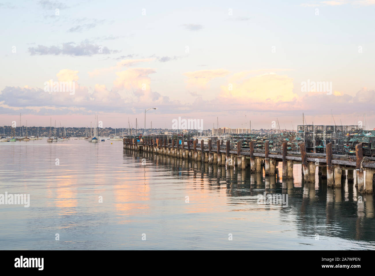 Sonnenaufgang am Hafen von San Diego. San Diego, Kalifornien, USA. Stockfoto