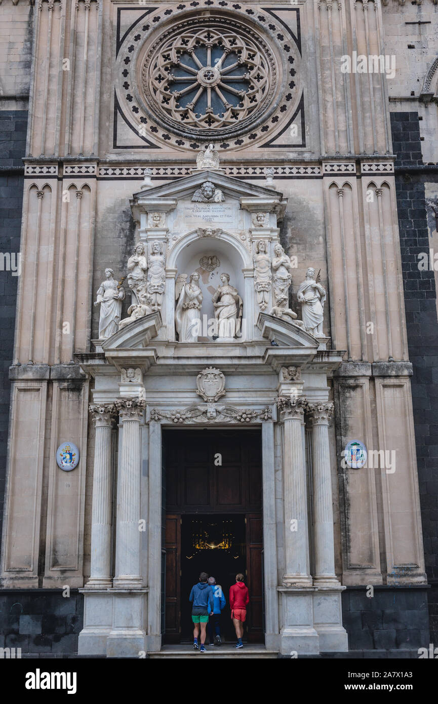 Portal der Heiligen Maria von der Ankündigung der Kathedrale in Palermo Küstenstadt und Gemeinde in der Metropole von Catania, Sizilien, Italien Stockfoto