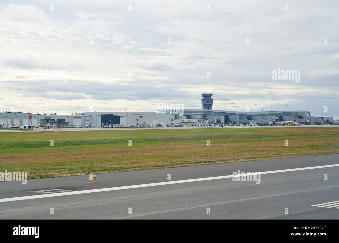 QUEBEC CITY, Kanada - 2 May 2019 - Blick auf den Internationalen Flughafen Jean Lesage (YQB) in Quebec City, Kanada. Stockfoto