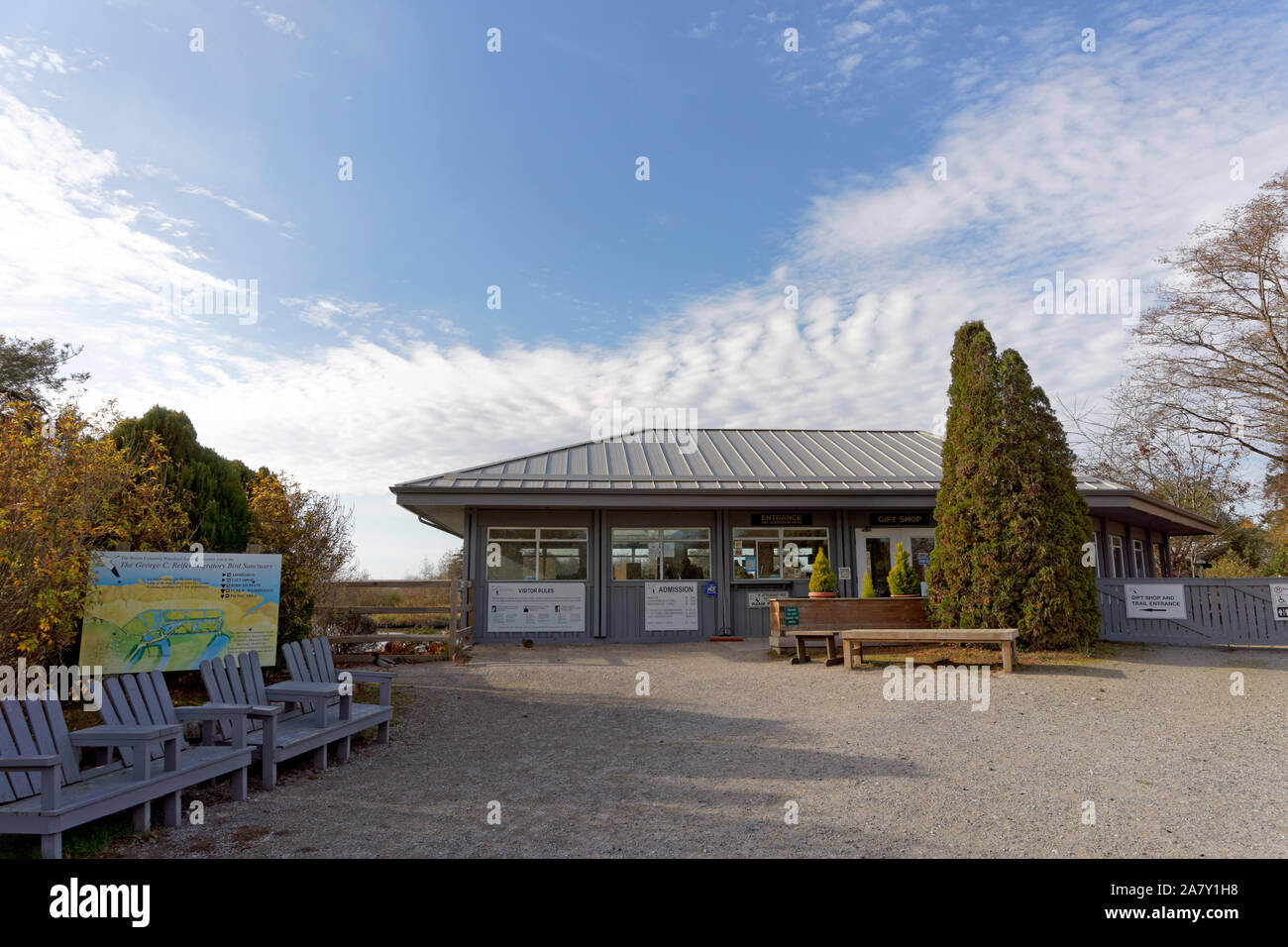 Geschenk Shop am Eingang am George C. Reifel wandernden Vogelschutzgebiet, Delta, BC, Kanada Stockfoto Geschenk Shop am Eingang am George C. Reifel wandernden Vogelschutzgebiet, Delta, BC, Kanada Stockfoto