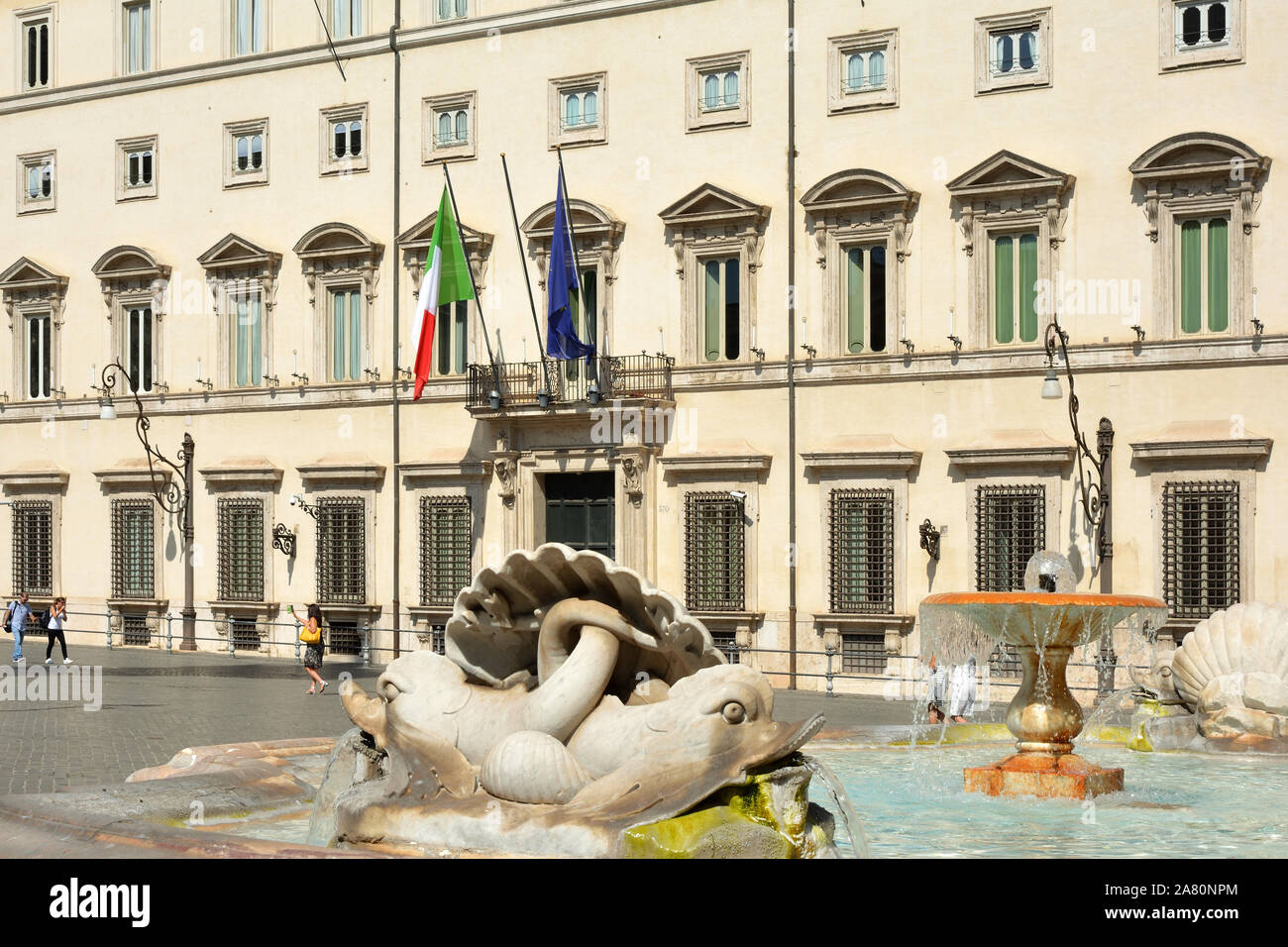 Palazzo Chigi Piazza Colonna in Rom. Residenz der italienischen Premierminister - Italien. Stockfoto