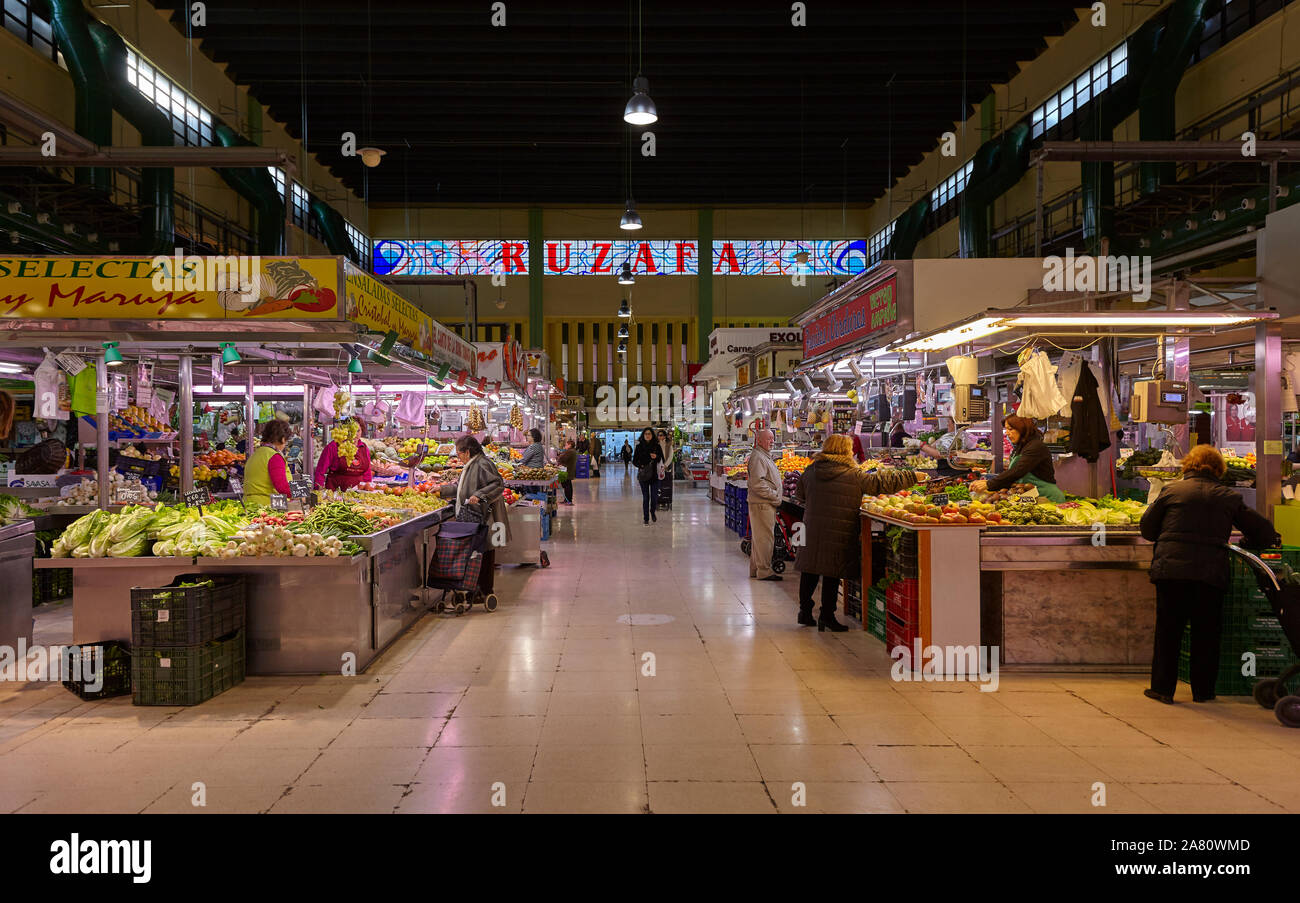 Mercat de Russafa, Russafa indoor Food Market, Valencia, Spanien. Stockfoto