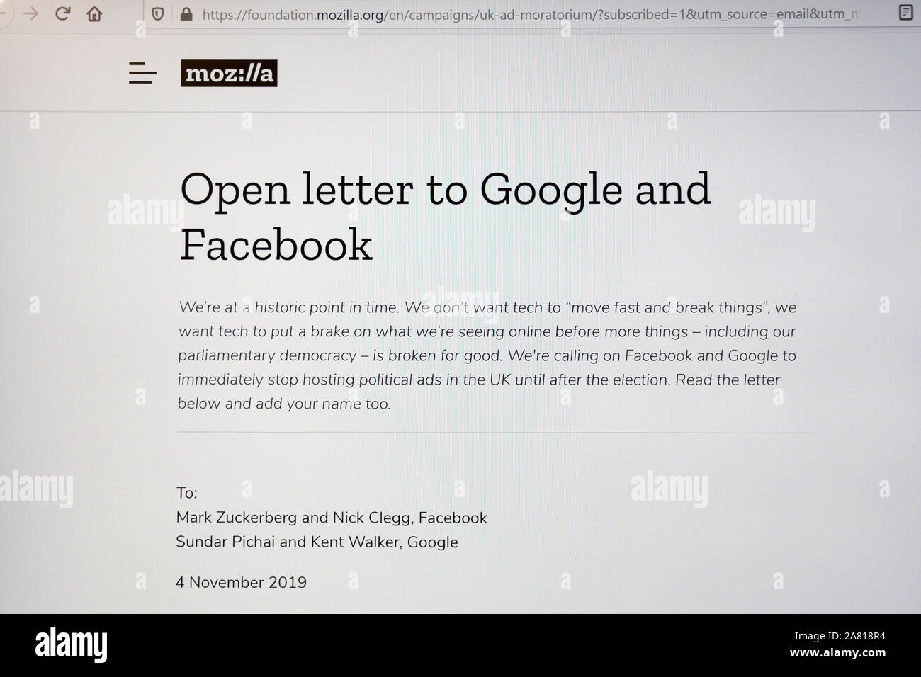 Ein offener Brief von Mozilla und anderen Aktivisten zu Facebook und Google fragt nach einem Verbot politischer Werbung vor den allgemeinen Wahlen in Großbritannien Stockfoto