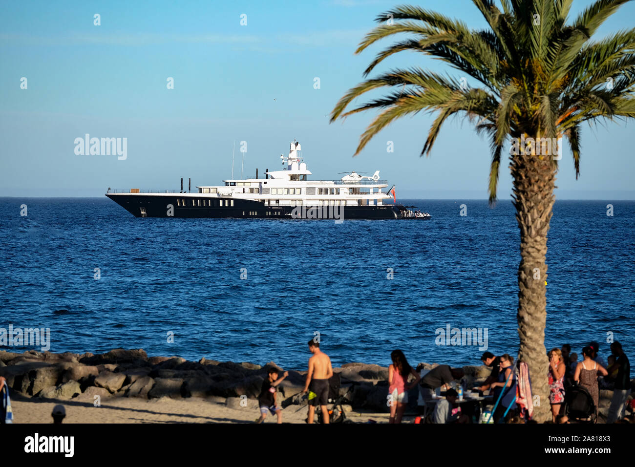 Die luxusyacht Luft, im Besitz von italienischen Milliardär, Augusto Perfetti, festgebundene aus Cannes, Frankreich Stockfoto