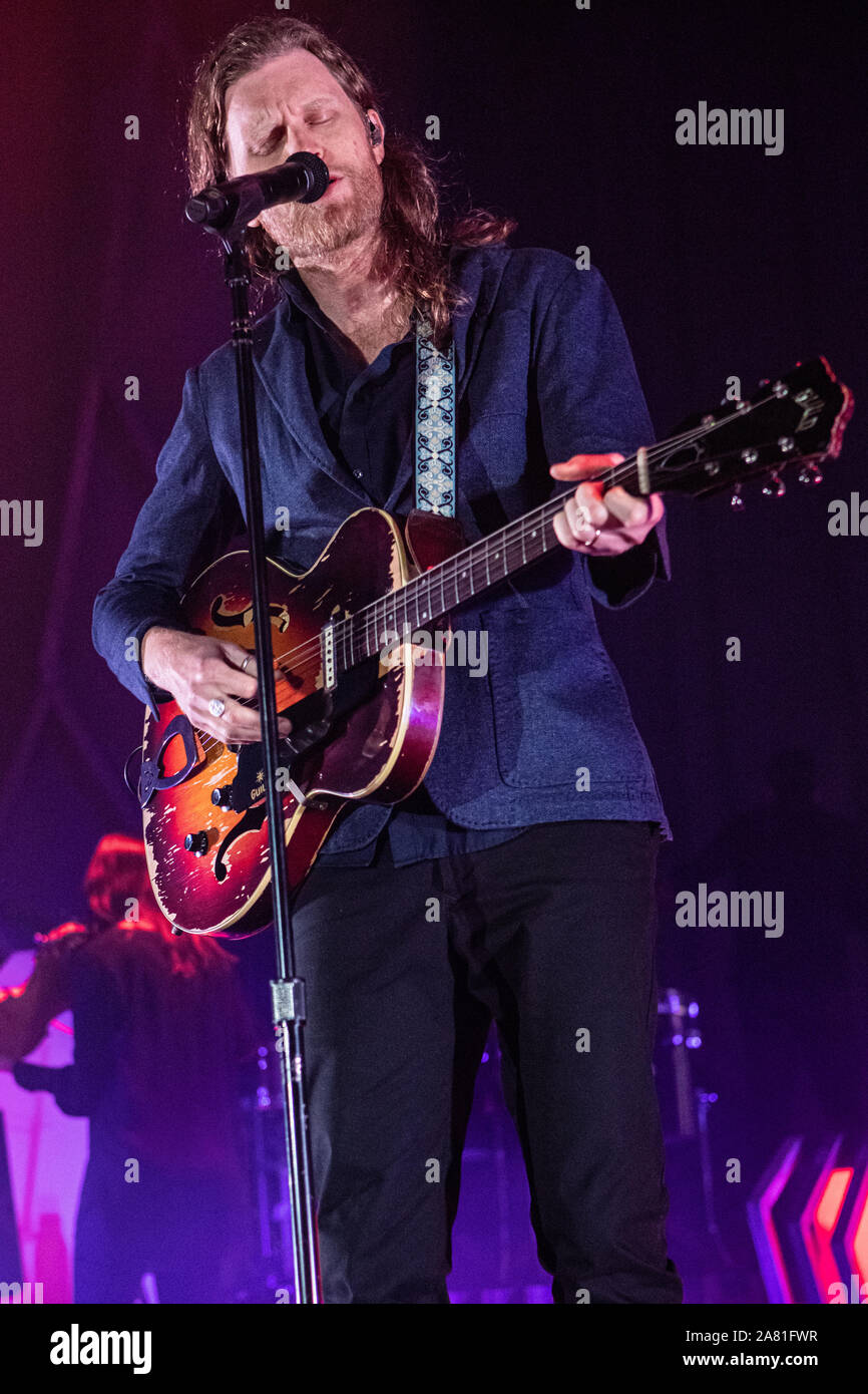 Mailand Italien. 04. November 2019. American Folk/Rock Band DIE LUMINEERS führt live auf der Bühne im Alcatraz während der 'UK and European Tour 2019". Stockfoto