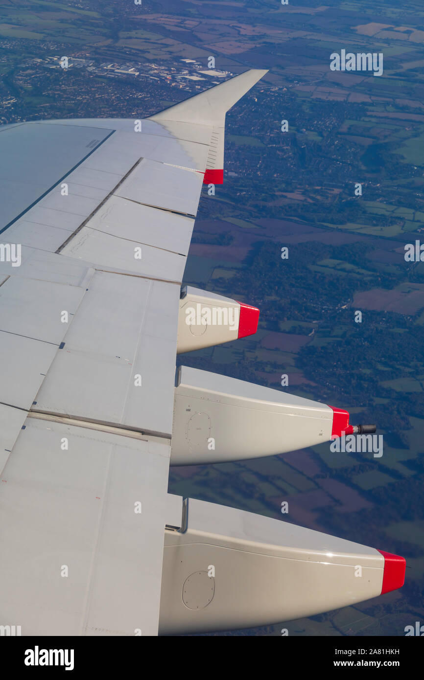 British Airways Airbus A380-800 steuerbord Flügel im Flug Stockfoto