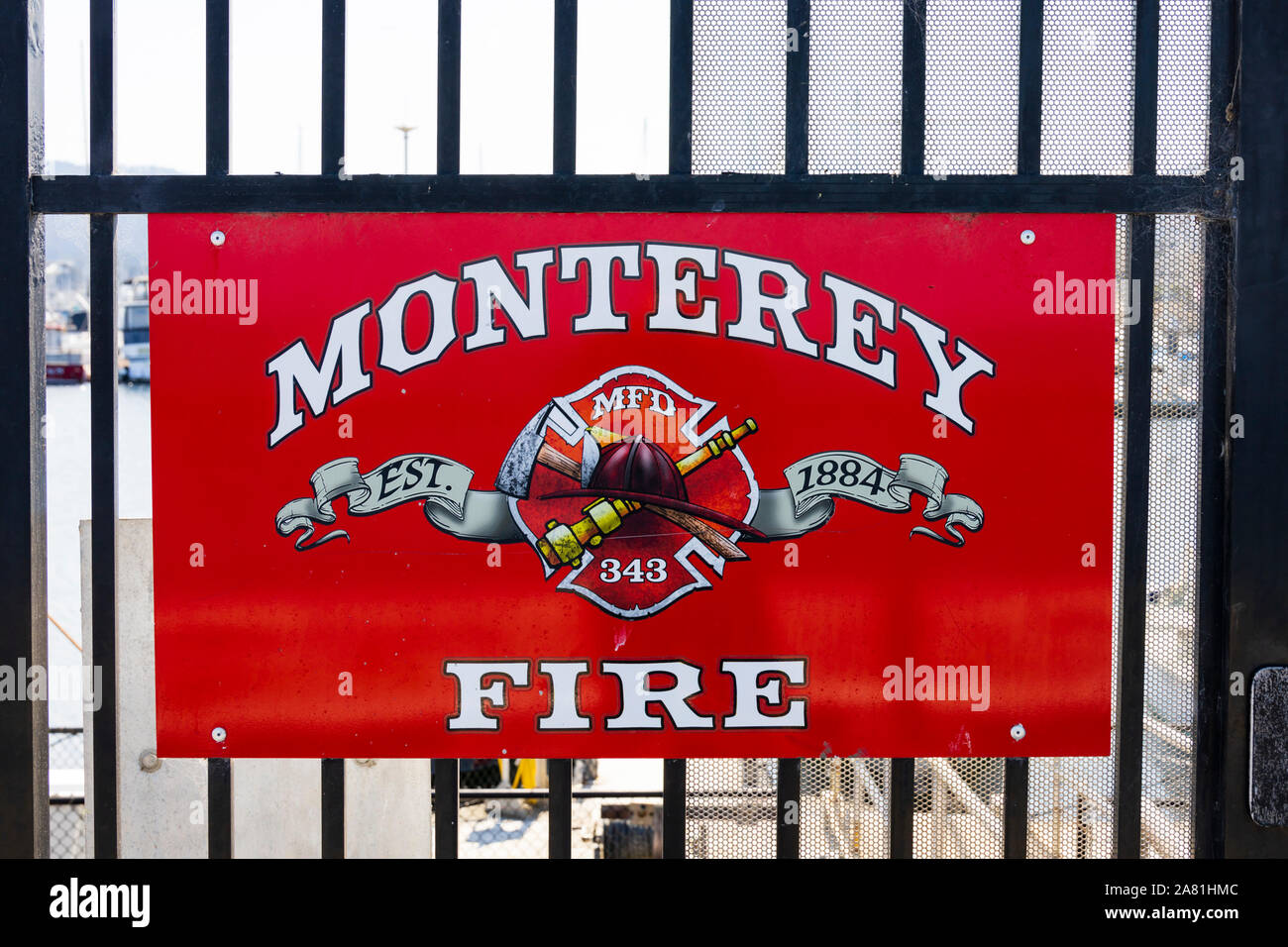 Monterey Fire Dept unterzeichnen, Küstenwache pier, Fishermans Wharf, Monterey, Kalifornien, Vereinigte Staaten von Amerika. Stockfoto