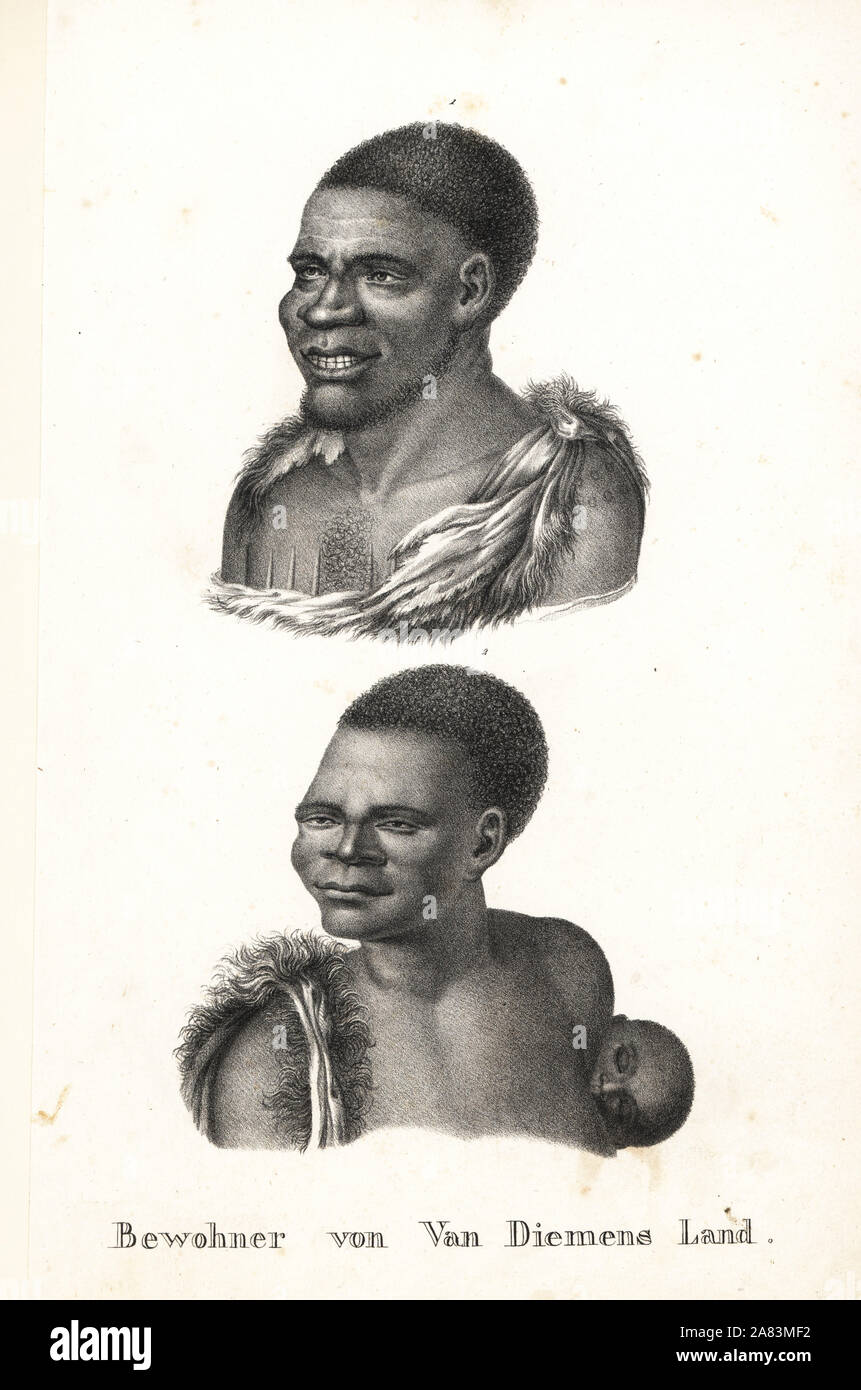 Ureinwohner von Tasmanien, Van Diemen's Land. Grou Agara, Mann mit scarification auf seiner Brust und Tier - Haut - Cape, und Arra-Maida, Frau mit Kind auf dem Rücken in Kangaroo papoose. Die Tasmanische Ureinwohner wurden von Siedlern ausgerottet. Von Nicolas Martin Petit kopiert. Von Karl Joseph Brodtmann von Heinrich Rudolf Schinz illustrierte Naturgeschichte der Menschen und der Tiere, 1836 Lithographie. Stockfoto