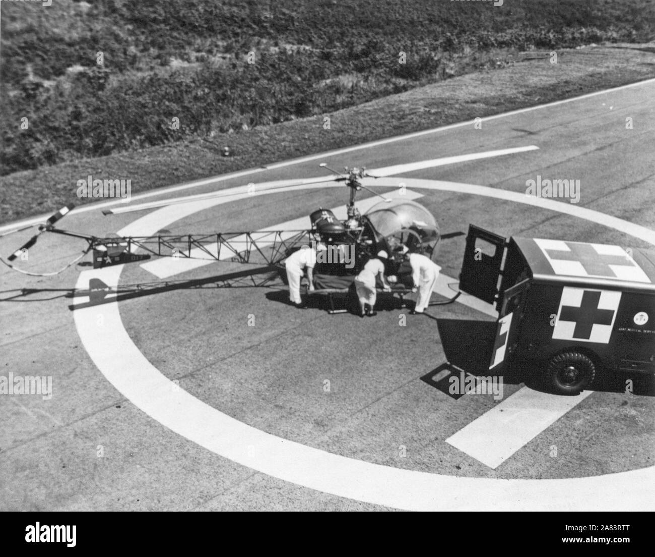 Transport von heliocopter, Japan, 1955 verwundet Stockfoto