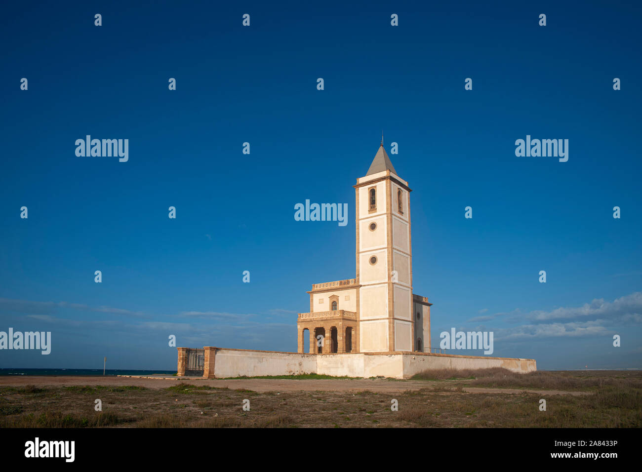 Kirche der Salzbergwerke im Naturpark Cabo de Gata, Almeria Stockfoto