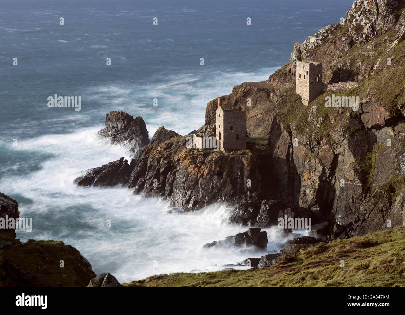 Crowns Engine Houses in Botallack, Cornwall, England, Großbritannien Stockfoto