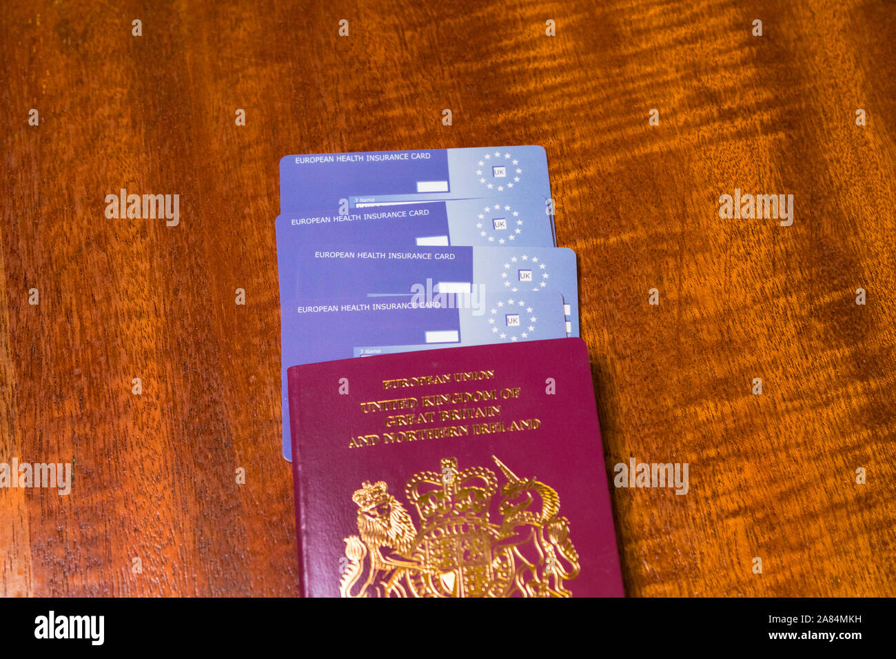 Uk Passport und EHIC, Europäische Krankenversicherungskarte Stockfoto