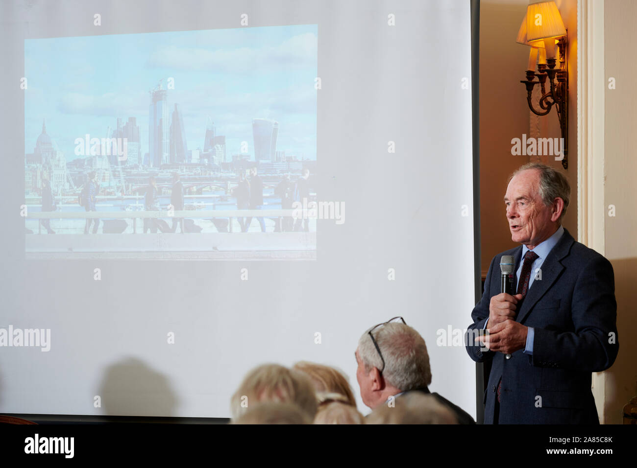 Simon Jenkins an der Oldie literarische Mittagessen 05-11-19 Stockfoto