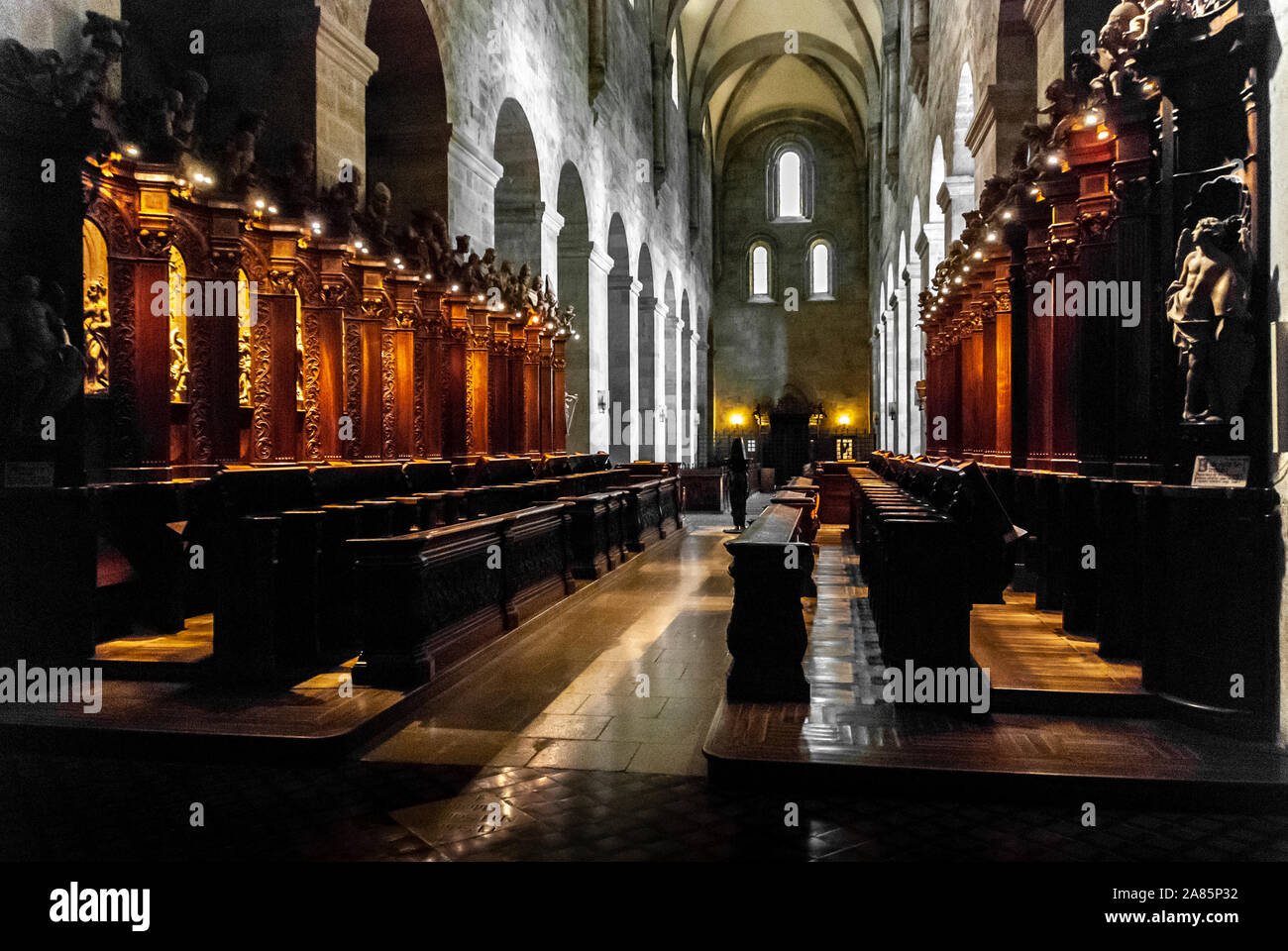 HEILIGENKREUZ, Wien, Österreich - Aug 9, 2019: Innenansicht der Kirche das Zisterzienserkloster Heiligenkreuz (Heiliges Kreuz) Abtei Stockfoto