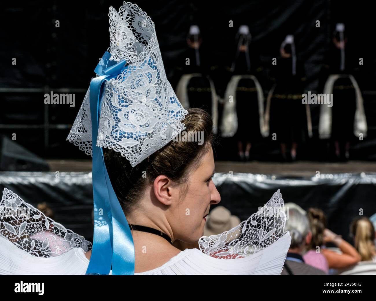 Bretonische spitzenhaube Fotos und Bildmaterial in hoher Auflösung