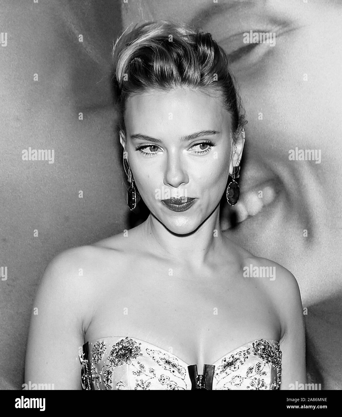 Los Angeles, CA - November 05, 2019: Scarlett Johansson besucht die Premiere von "Ehe von Netflix Story' bei DGA-Theater Stockfoto