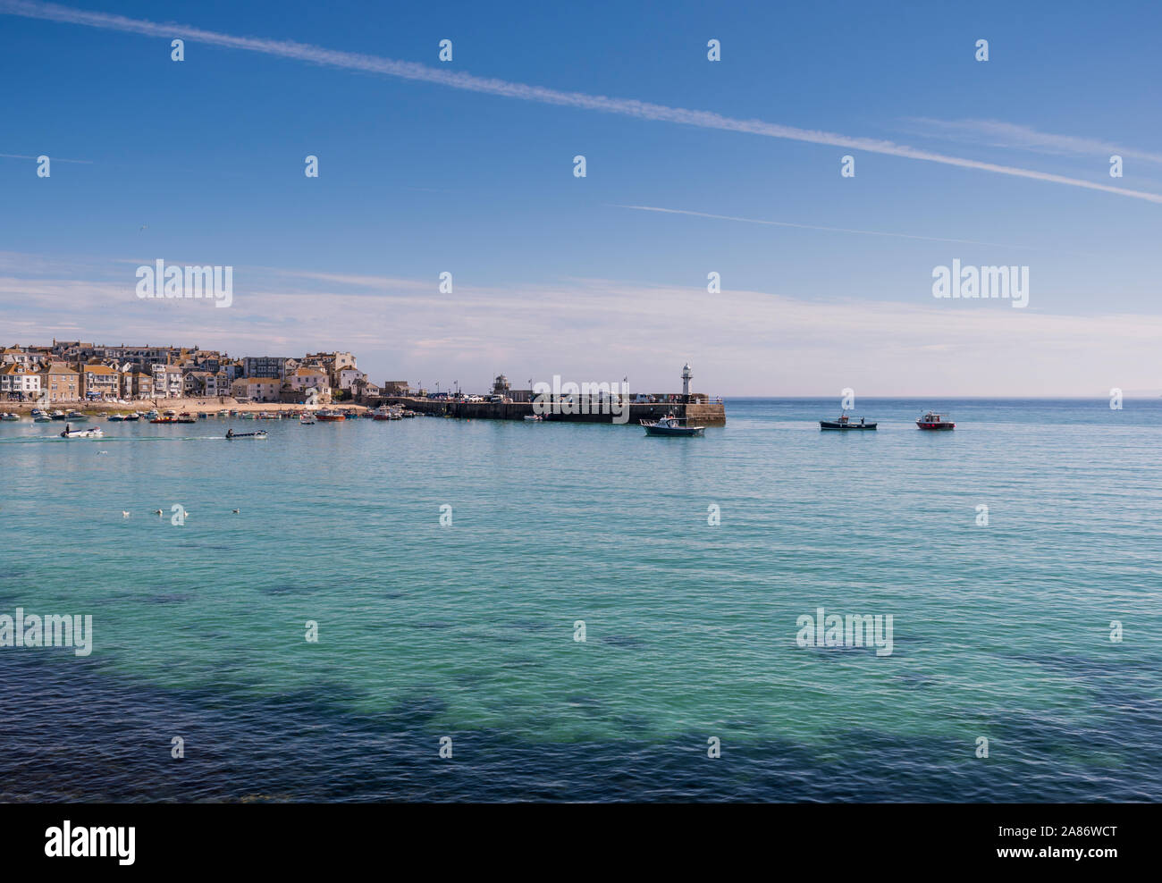 Sommer im beliebten Badeort St. Ives, Cornwall. Stockfoto