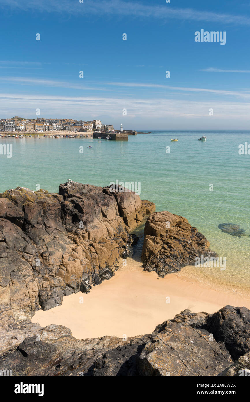Sommer im beliebten Badeort St. Ives, Cornwall. Stockfoto