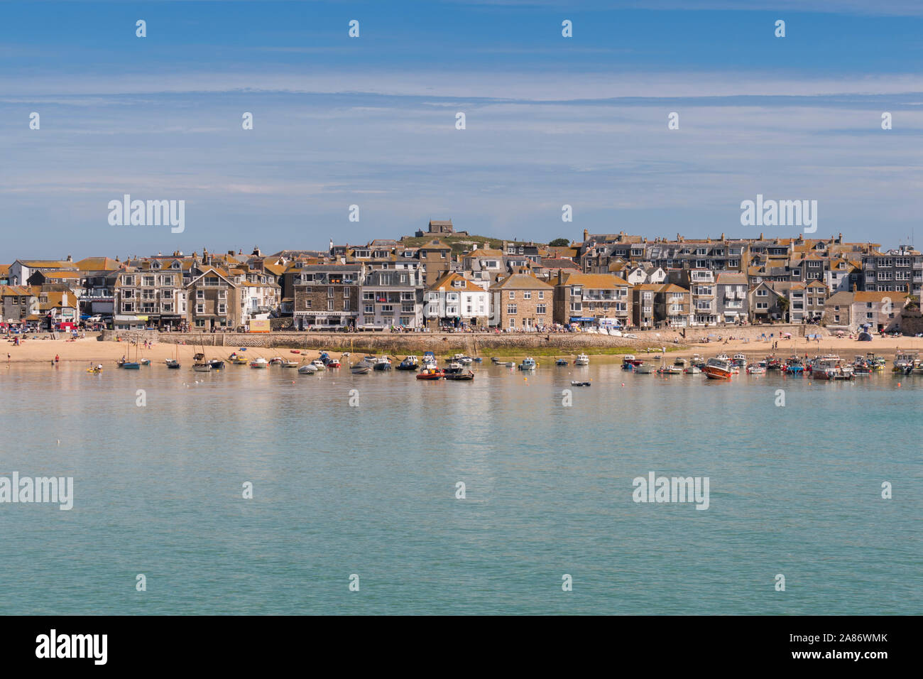 Sommer im beliebten Badeort St. Ives, Cornwall. Stockfoto