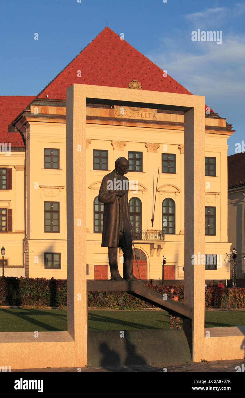 Ungarn; Budapest; Kloster der Karmeliterinnen, Büro des Ministerpräsidenten, Graf István Bethlen Statue, Stockfoto