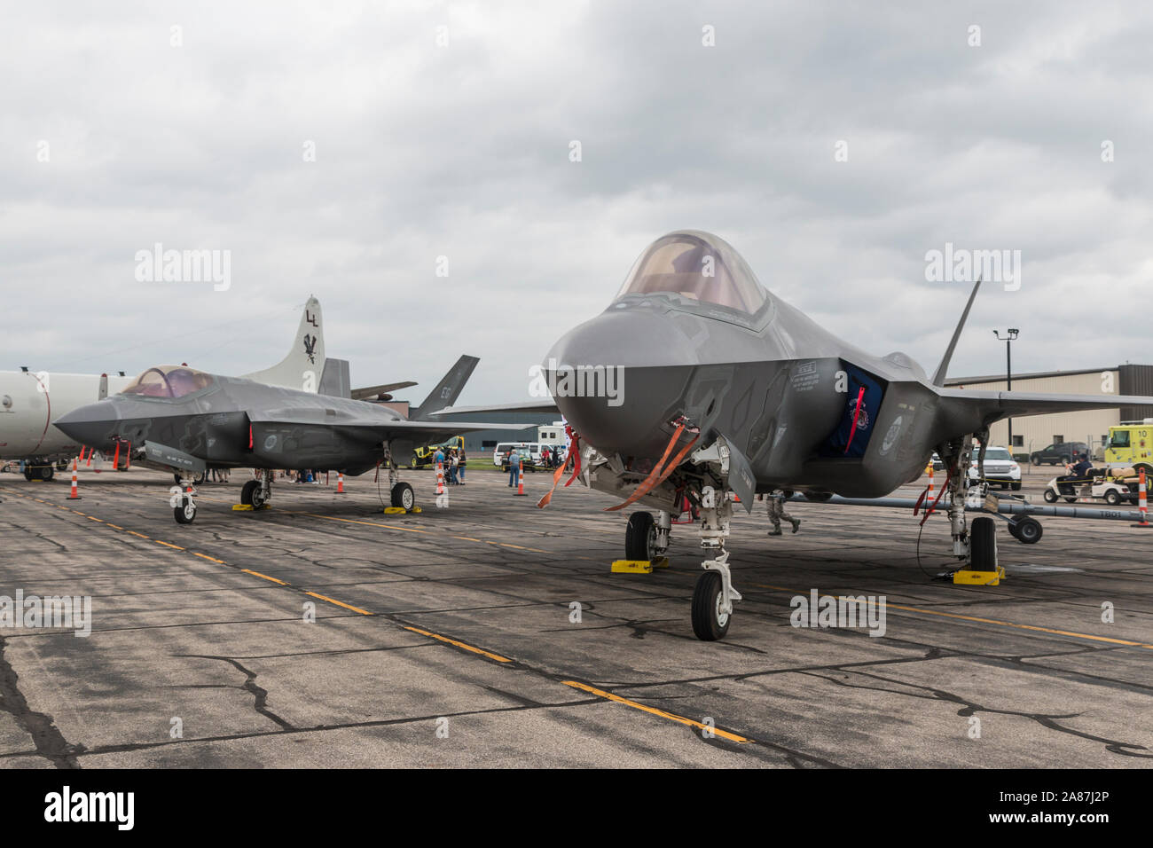 Die United States Air Force F-35 Lightning II kommt an der Willow Run Airport für die Thunder 2018 über Michigan Airshow. Stockfoto