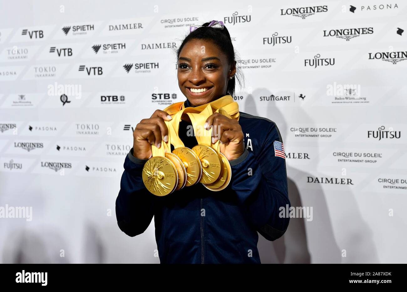Simone Biles USA präsentiert Ihre 5 Goldmedaillen bei den Weltmeisterschaften in der Gymnastik, Turn-WM 2019 Stockfoto