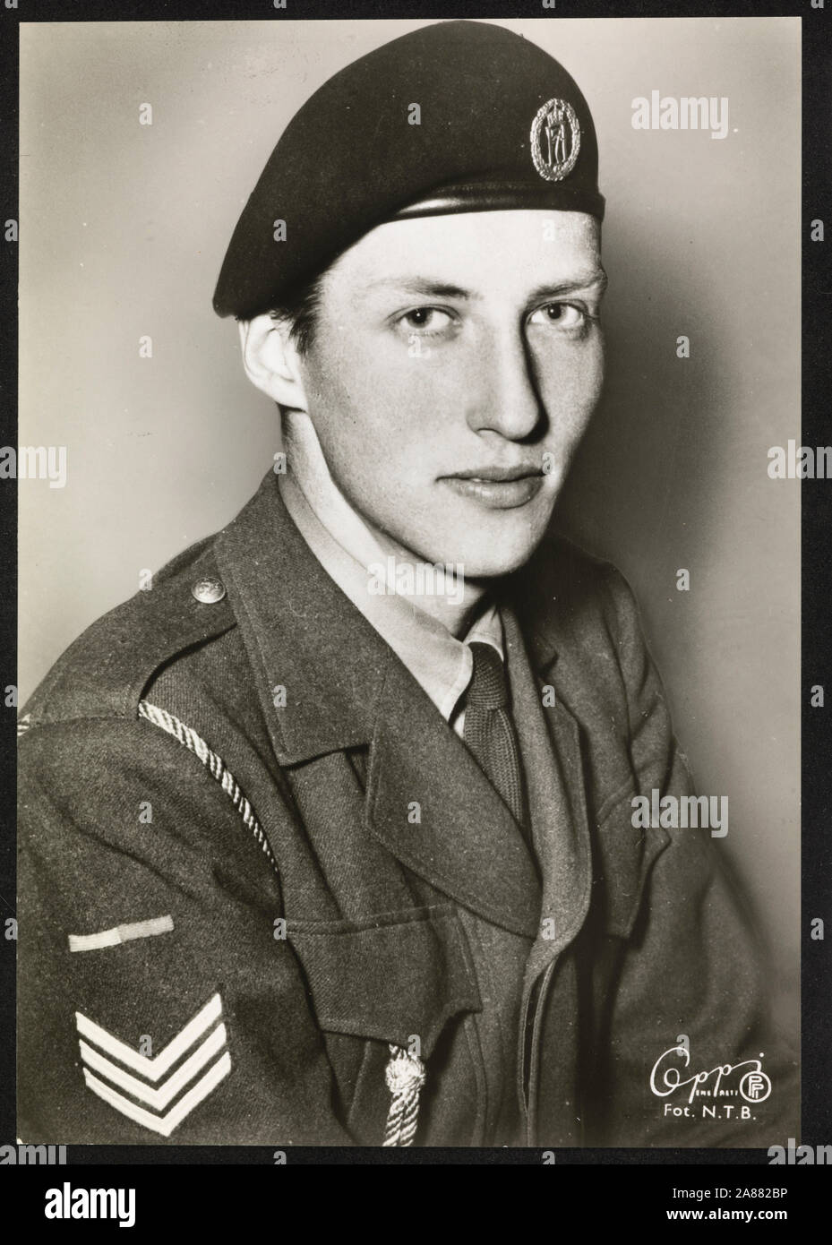 Portrait von Prinz Harald von Norwegen (jetzt König Harald 5) im Jahr 1956 während seiner militärischen Ausbildung Stockfoto